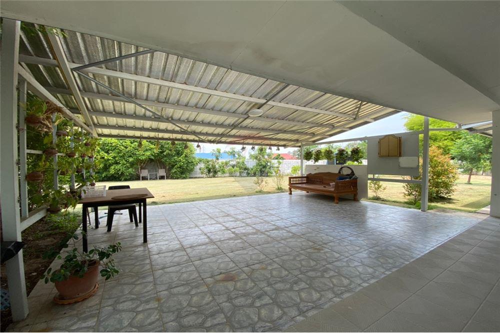 second hand house for sale 